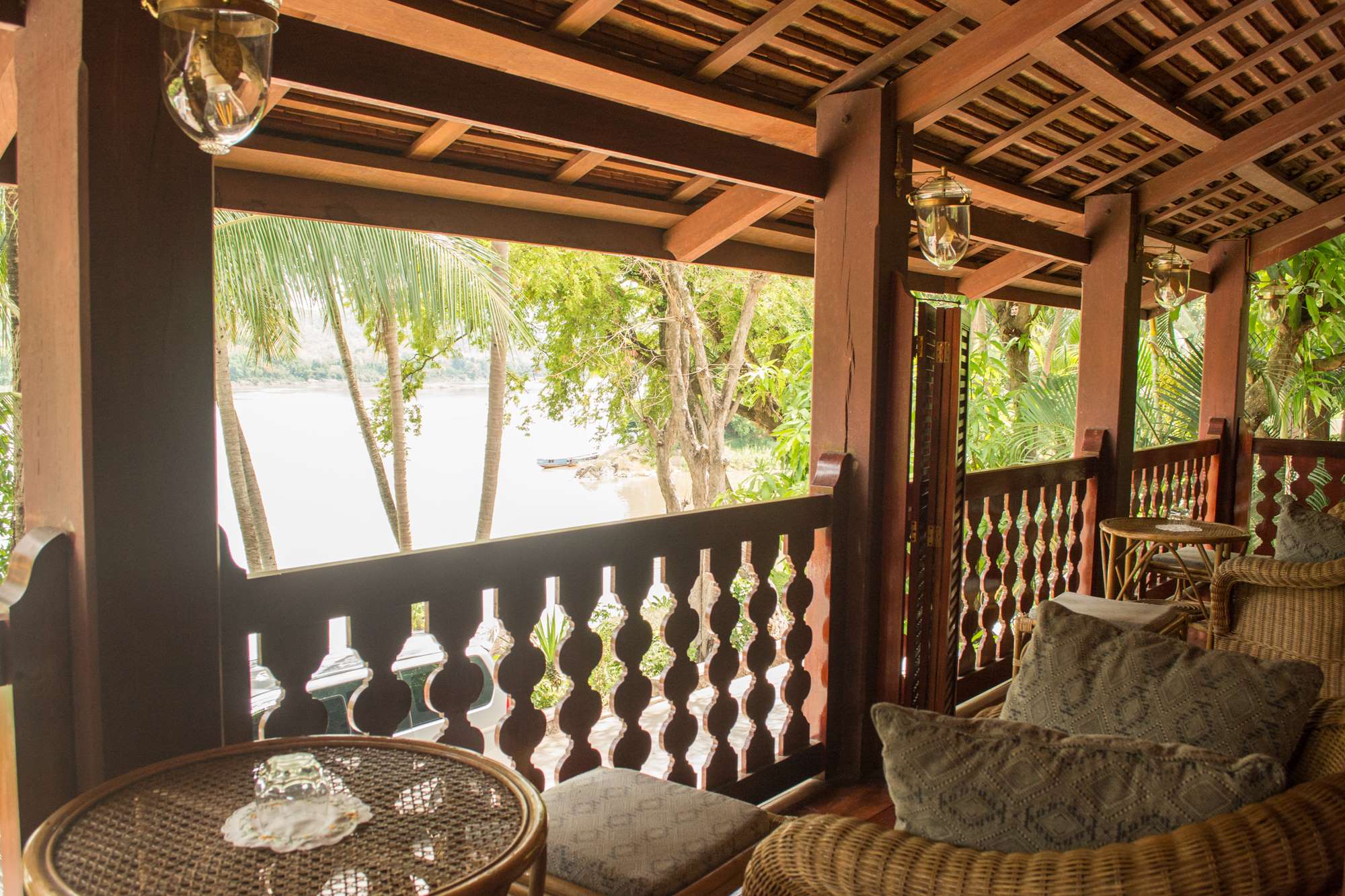 Superior Room (Riverview):: View on the Mekong